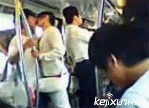 情侣公共场合亲密视频,情侣公共场合亲密视频曝光